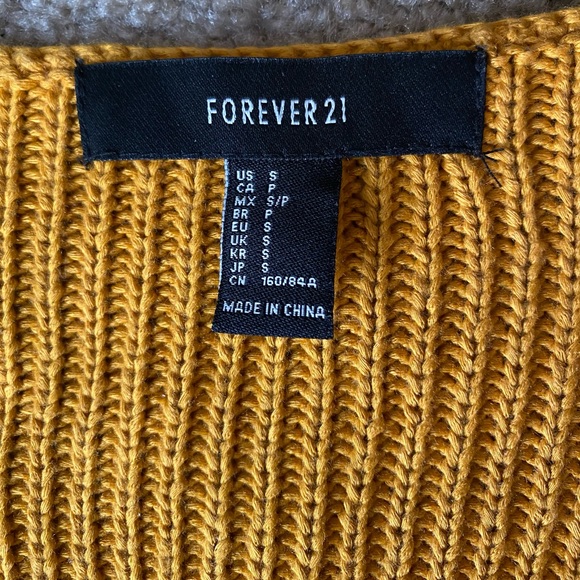 Mustard yellow crop sweater with bell sleeves - Picture 4 of 4